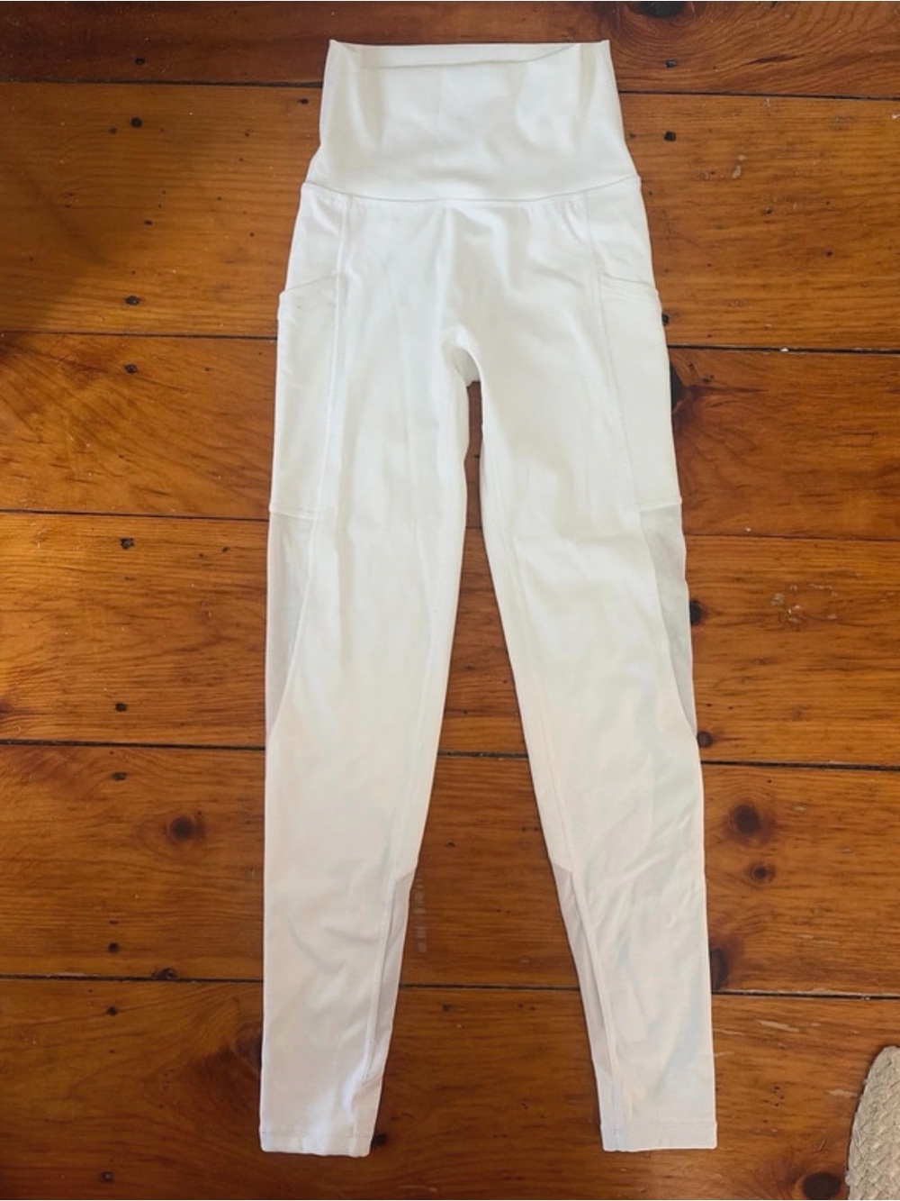 aerie women’s White High-Waist Leggings